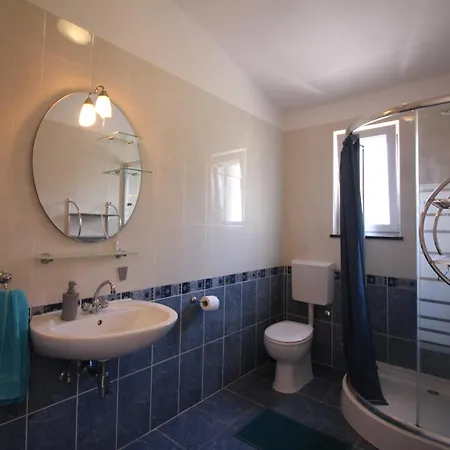 Apartment Centre & Free Private Parking Makarska