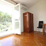 Apartment Centre & Free Private Parking *